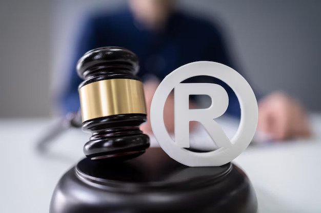 Guide on registered trademark symbol ® meaning and legal registration requirements.